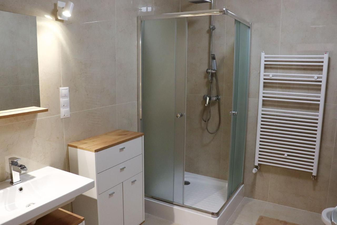 Piroska Bartok Teri Apartman 01 Eger Esterno foto